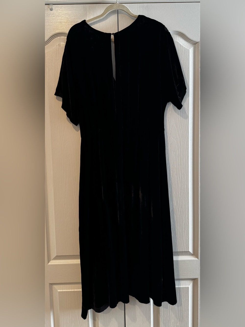 Johnny Was Black Velvet V-Neck Women's Dress with Embroidery Detail - Size XL - Picture 6 of 8